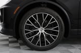 Macan Electric