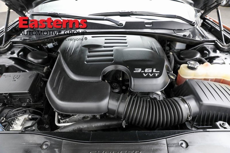 Charger SXT