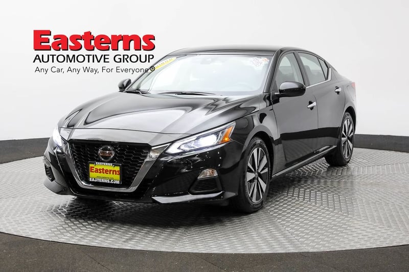 Used 2022 Nissan Altima SV with VIN 1N4BL4DV1NN320053 for sale in Sterling, VA