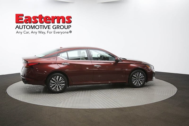 Altima SV