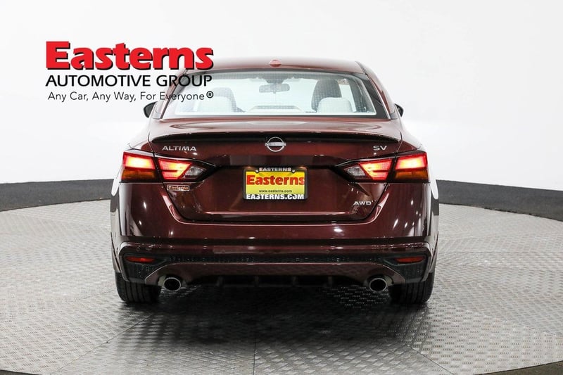 Altima SV