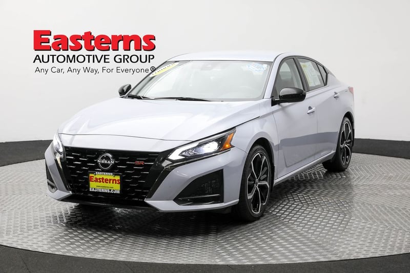 Used 2023 Nissan Altima SR with VIN 1N4BL4CV5PN325129 for sale in Sterling, VA