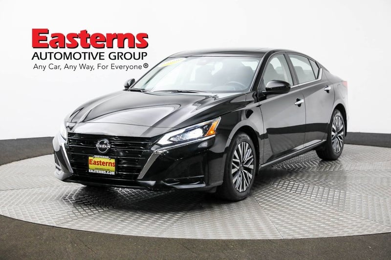 Used 2023 Nissan Altima SV with VIN 1N4BL4DW7PN344384 for sale in Sterling, VA