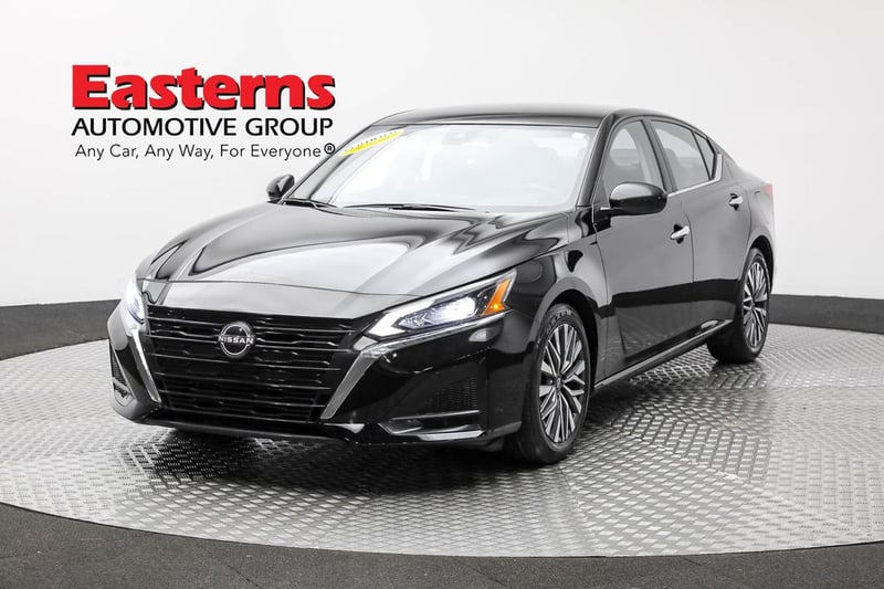 Used 2023 Nissan Altima SV with VIN 1N4BL4DV0PN370462 for sale in Sterling, VA