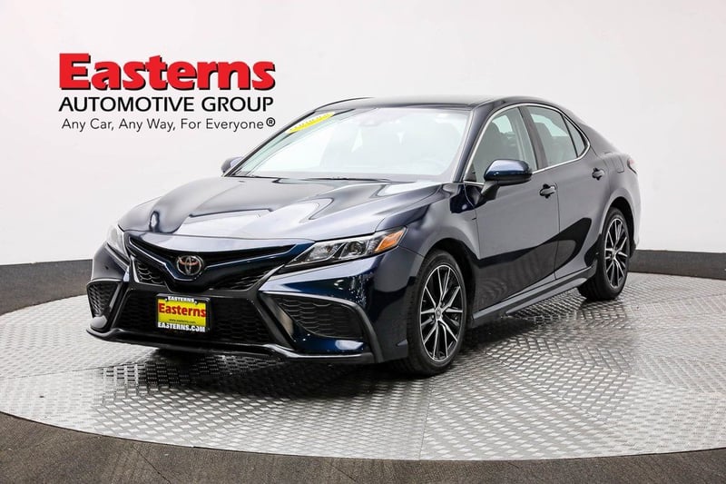 Used 2021 Toyota Camry SE with VIN 4T1G11AK4MU476294 for sale in Sterling, VA