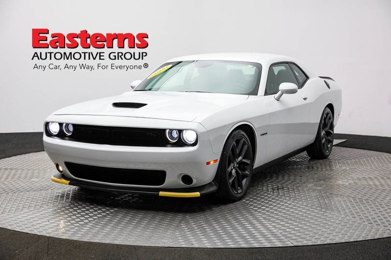 Used 2022 Dodge Challenger R/T with VIN 2C3CDZBT5NH242710 for sale in Sterling, VA