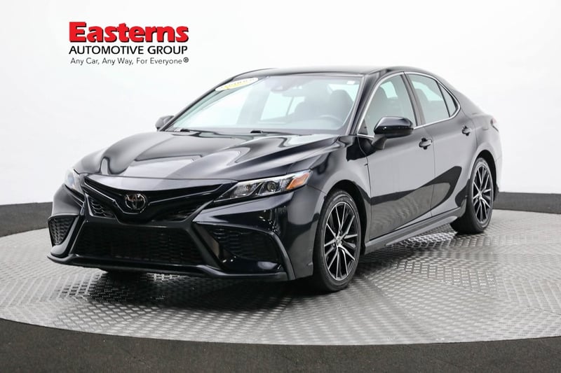 Used 2021 Toyota Camry SE with VIN 4T1G11AK6MU516889 for sale in Sterling, VA