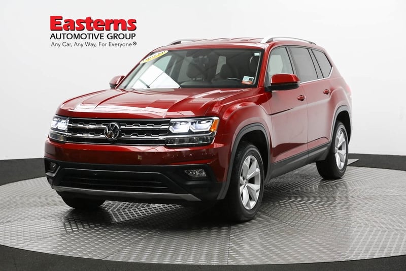 Used 2018 Volkswagen Atlas SE with VIN 1V2CR2CA1JC529975 for sale in Sterling, VA