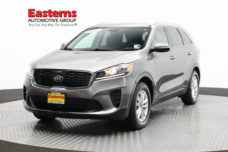 Used 2019 Kia Sorento LX with VIN 5XYPGDA32KG525875 for sale in Sterling, VA