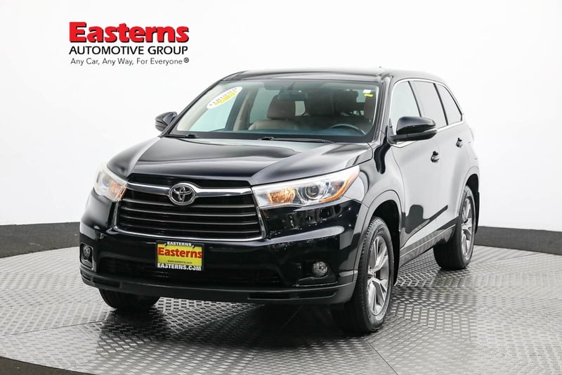 Used 2015 Toyota Highlander LE Plus with VIN 5TDBKRFH8FS200280 for sale in Sterling, VA