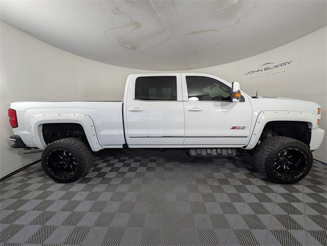 Silverado 3500HD Crew Cab LTZ