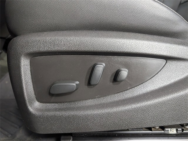 Silverado 3500HD Crew Cab LTZ
