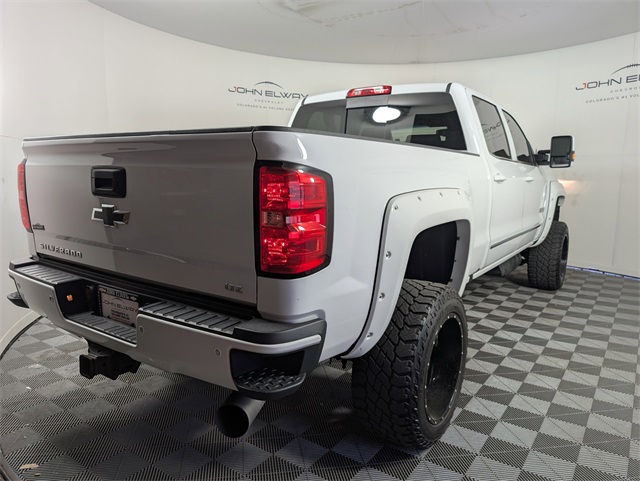 Silverado 3500HD Crew Cab LTZ