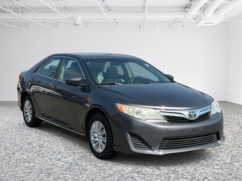 Used 2014 Toyota Camry LE with VIN 4T4BF1FK2ER406238 for sale in Fairfax, VA