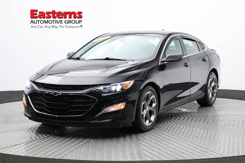 Used 2019 Chevrolet Malibu 1RS with VIN 1G1ZG5ST3KF216781 for sale in Sterling, VA