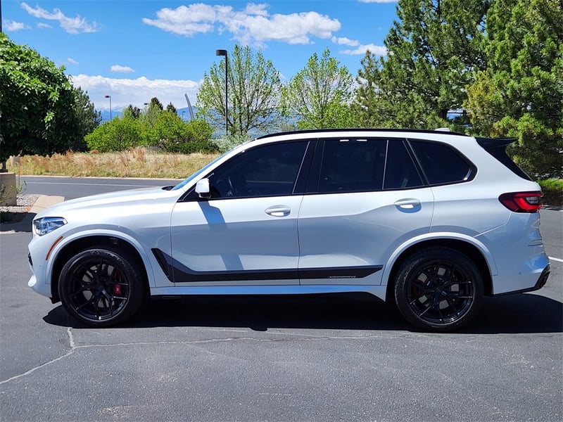 X5 M50i