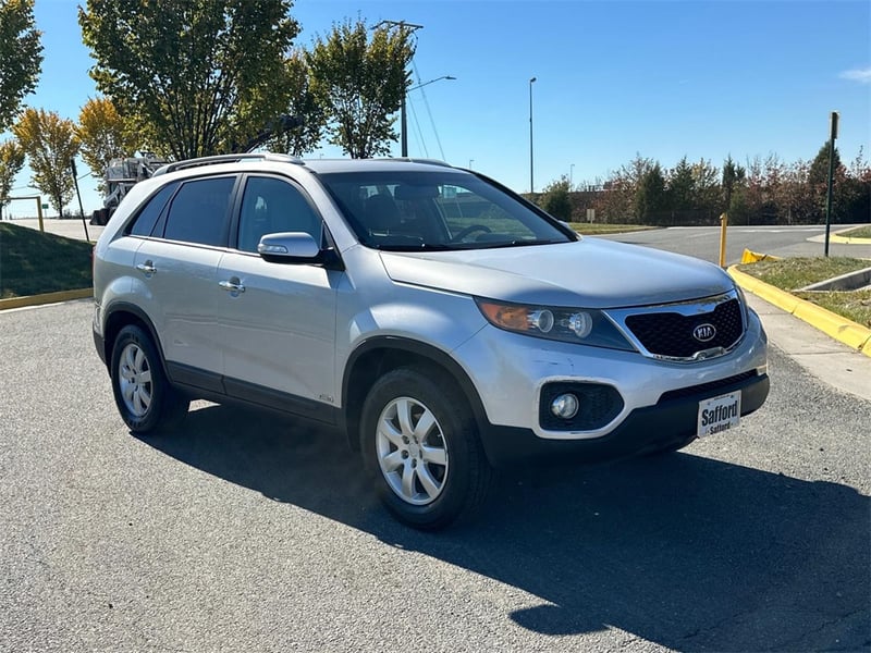 Used 2011 Kia Sorento LX with VIN 5XYKTCA19BG114200 for sale in Fairfax, VA