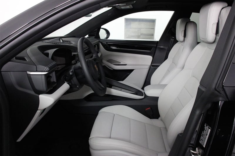 Macan Electric
