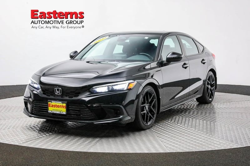 Used 2022 Honda Civic Hatchback Sport with VIN 19XFL2H8XNE002019 for sale in Sterling, VA