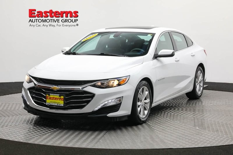 Used 2022 Chevrolet Malibu 1LT with VIN 1G1ZD5ST2NF140287 for sale in Sterling, VA