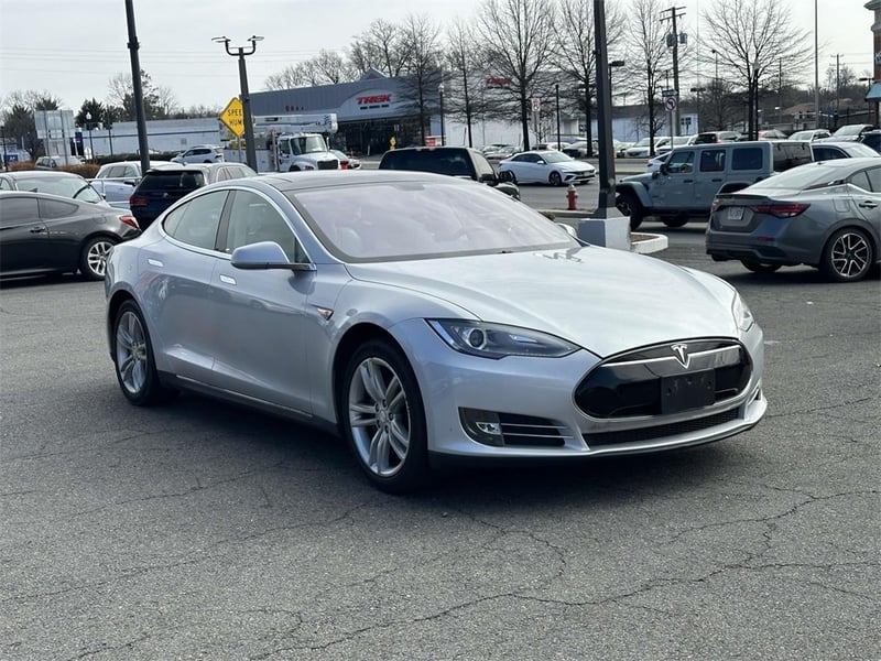 Used 2013 Tesla Model S S with VIN 5YJSA1CP7DFP18317 for sale in Fairfax, VA