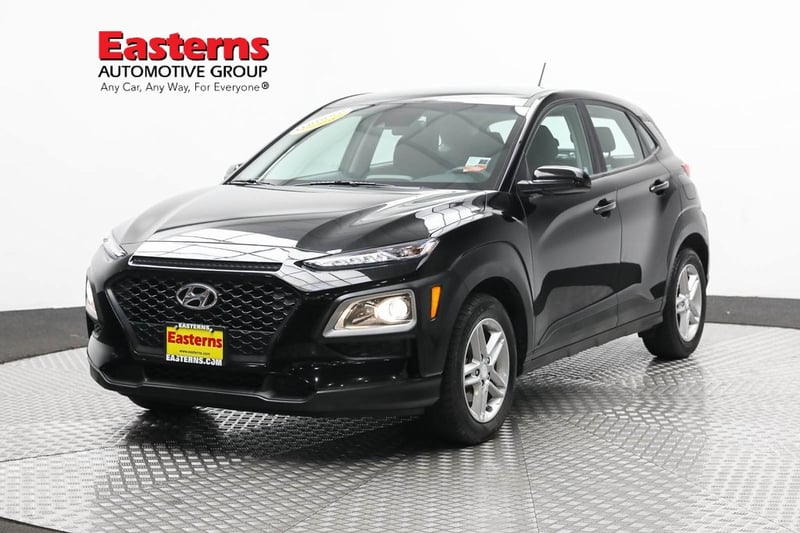 Used 2021 Hyundai Kona SE with VIN KM8K12AA9MU607596 for sale in Sterling, VA