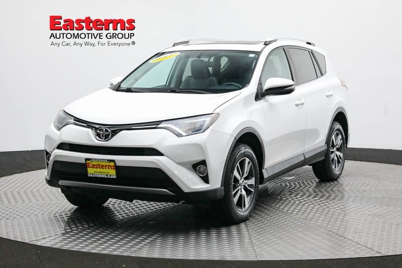 Used 2016 Toyota RAV4 XLE with VIN 2T3WFREV3GW252168 for sale in Sterling, VA