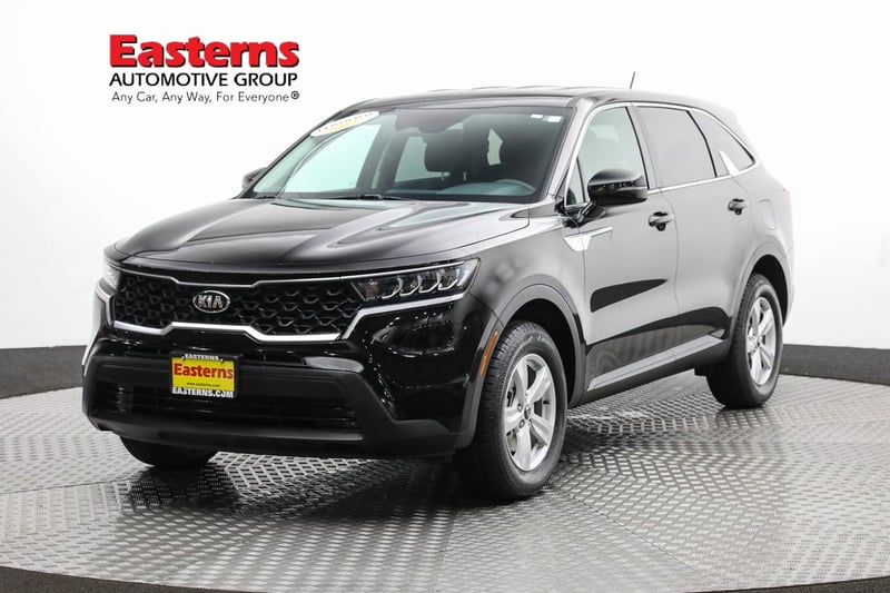 Used 2021 Kia Sorento LX with VIN 5XYRGDLCXMG001477 for sale in Sterling, VA