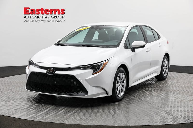 Used 2022 Toyota Corolla LE with VIN 5YFEPMAE4NP333219 for sale in Sterling, VA