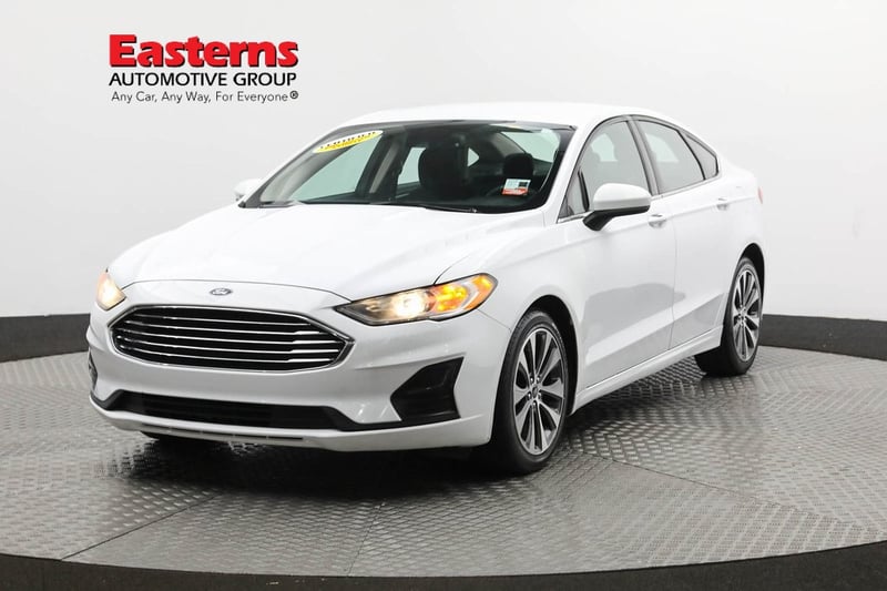 Used 2020 Ford Fusion SE with VIN 3FA6P0T97LR235375 for sale in Sterling, VA