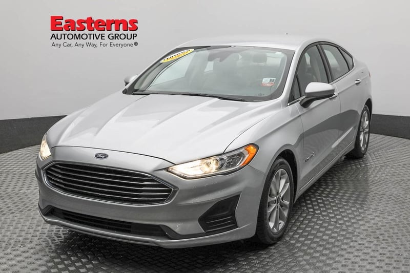 Used 2019 Ford Fusion Hybrid SE with VIN 3FA6P0LU0KR207551 for sale in Sterling, VA