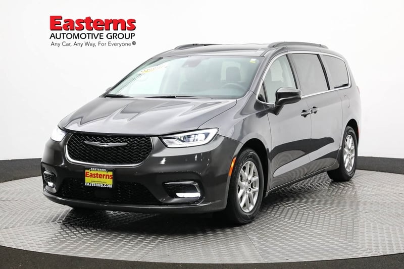 Used 2022 Chrysler Pacifica Touring L with VIN 2C4RC1BG2NR196972 for sale in Sterling, VA