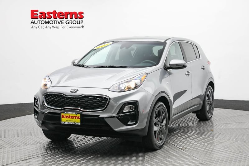 Used 2022 Kia Sportage LX with VIN KNDPMCAC2N7967690 for sale in Sterling, VA